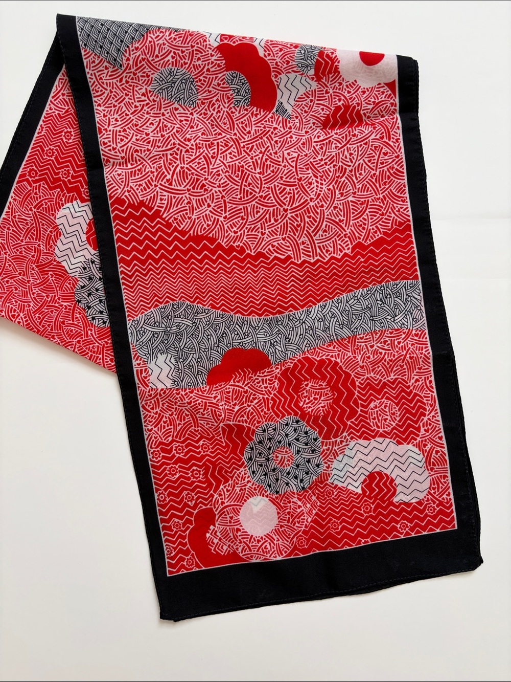 The Specialty House Vintage 1960s Made in Italy Long Rectangle Scarf - Picture 2 of 8